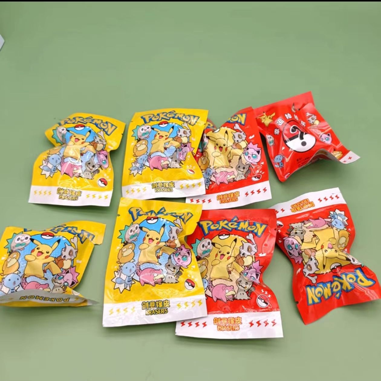 Pokemon Blind Bag Eraser Surpr - Party Games School recensie en prijs