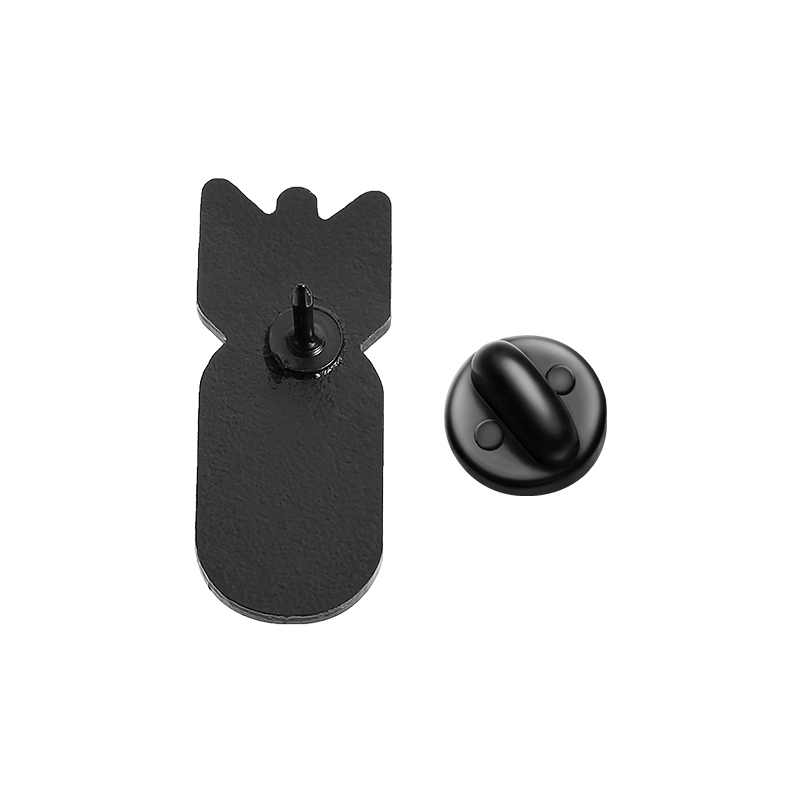 Cartoon Red Bomb F Logo Enamel - Party Games Bomb recensie en prijs